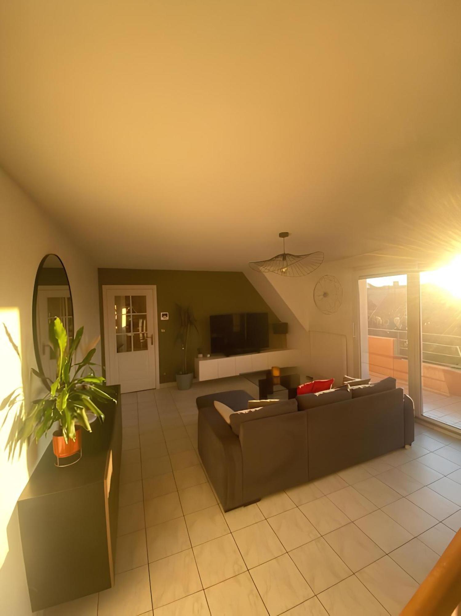 Superbe Duplex Proche Centre Ville Parking Gratuit Колмар Екстериор снимка